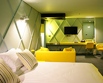 Heritage Bangkok Suite / ( 42 sq.m ) 9 Rooms